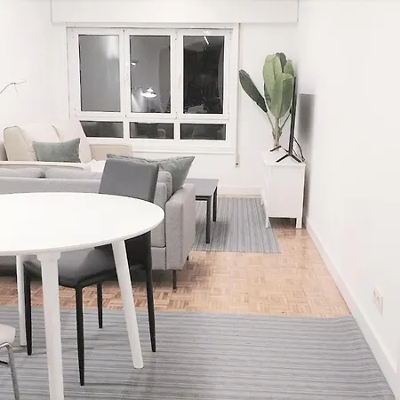 Atico Playa Orzan Centro Garaje Gratis Mismo Edifici0 Apartment *