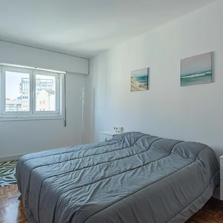 Atico Playa Orzan Centro Garaje Gratis Mismo Edifici0 Apartment *