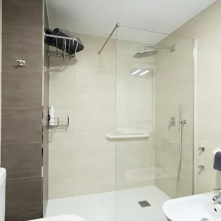 Atico Playa Orzan Centro Garaje Gratis Mismo Edifici0 Apartment A Coruna